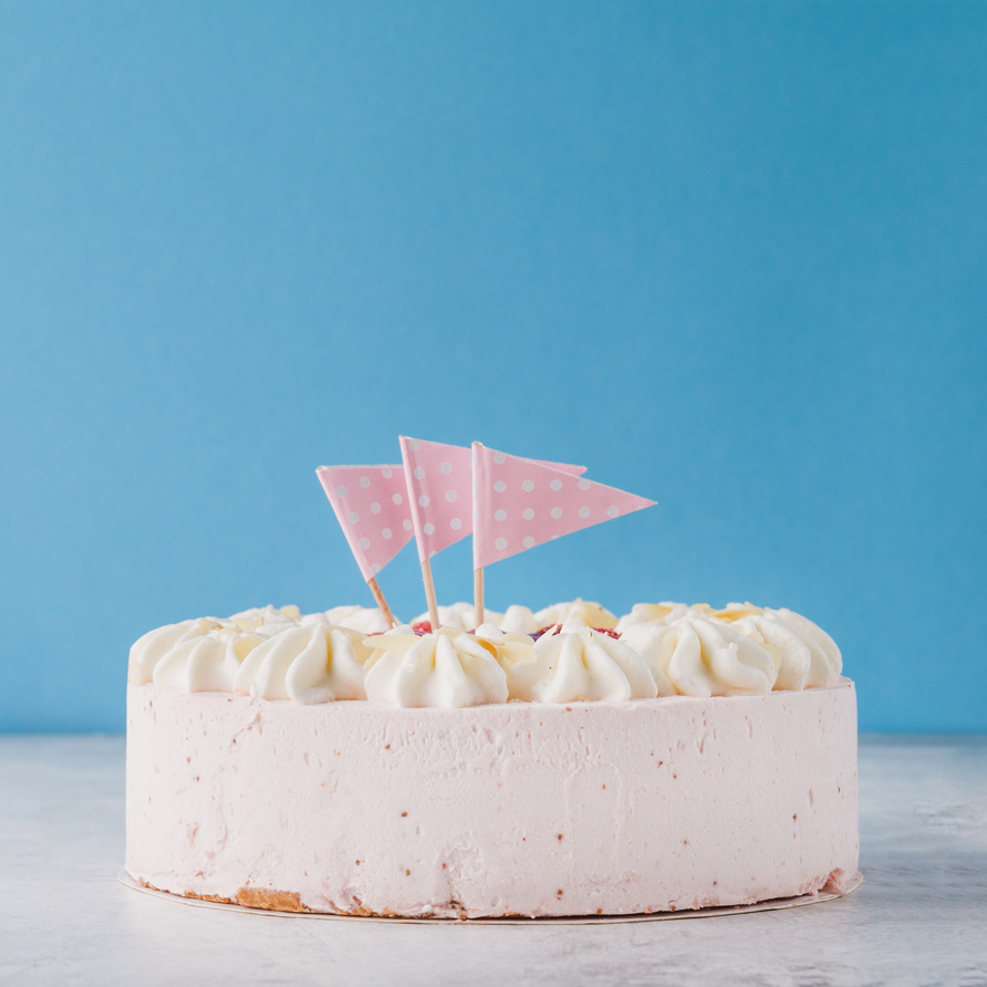 delicious-cake-with-flags(1)